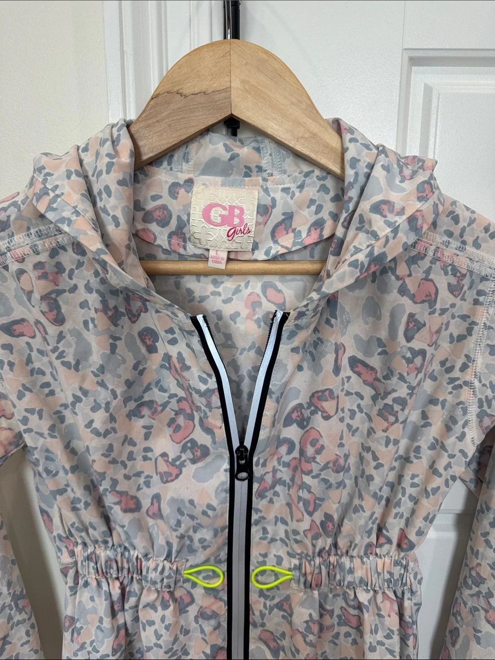 Gianni Bini Girls Gray Leopard Cheetah Animal Print Active Wear Light Jacket, L